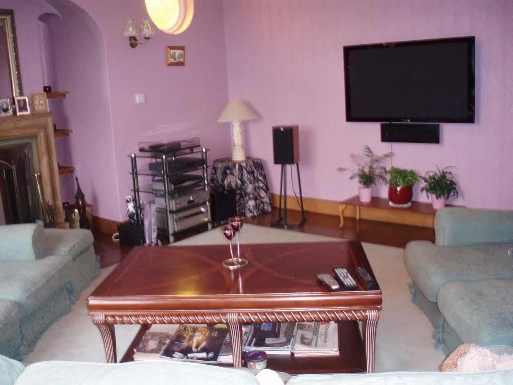 לינה וארוחת בוקר Penally Wychwood House מראה חיצוני תמונה